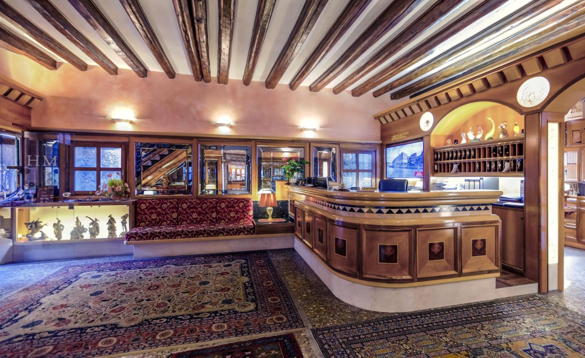 Messner Palace Venezia Eksteriør bilde